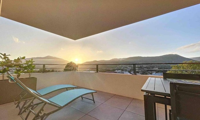 Mezzavia Apartment | Appartement central avec très jolie vue