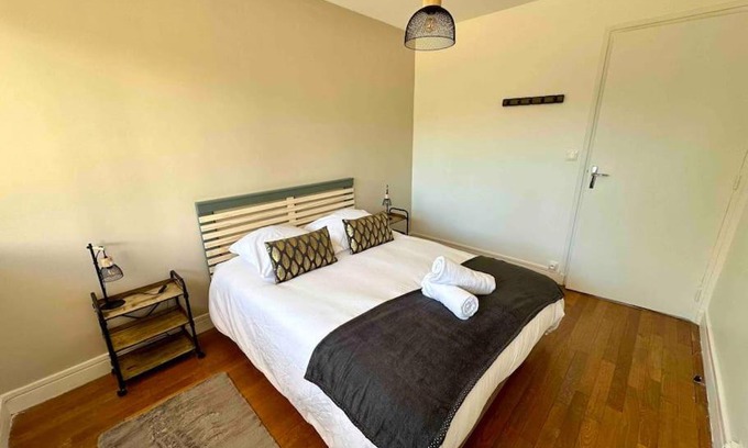 Champ-Capelet Apartment | Appartement centre de Vichy
