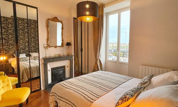 Macon Apartment | Appartement Centre Mâcon Avec vue sur la Saône