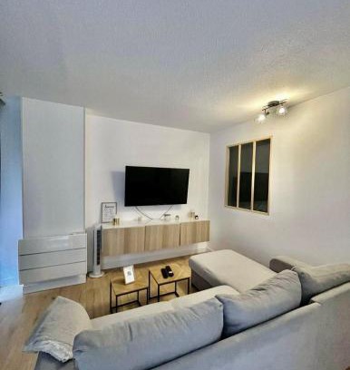Compans-Caffarelli Apartment | Appartement centre ville et Parking
