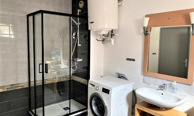 Cerbere Apartment | Appartement Cerbère, 2 pièces, 4 personnes - FR-1-309-230