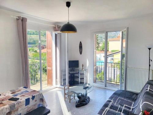 Ria-Sirach Apartment | Appartement charmant à Ria-Sirach avec vue sur montagnes, 80 m²