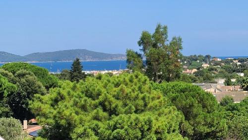 Cavalaire-sur-Mer Apartment | Appartement climatisé T3 vue mer de 63 M2 - 2 chambres et belle terrasse de 23 M2