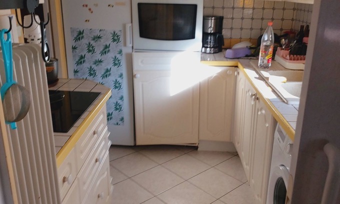 Secteur 6 Bed & Breakfast | Appartement Confortable bon Standing