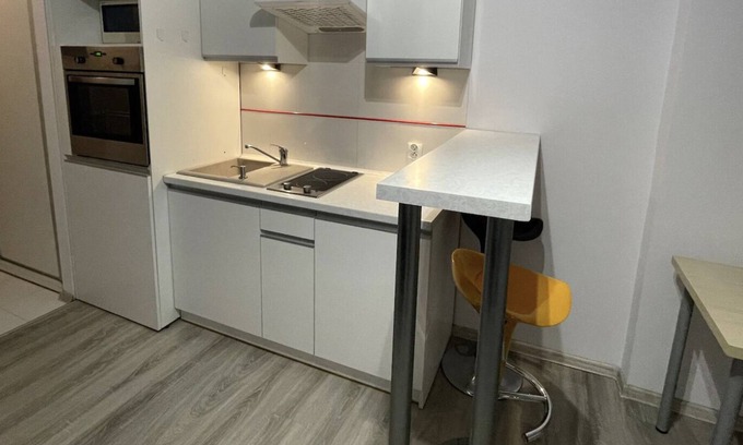 Castres Apartment | Appartement Confortable à 15 Minutes du Centre Ville