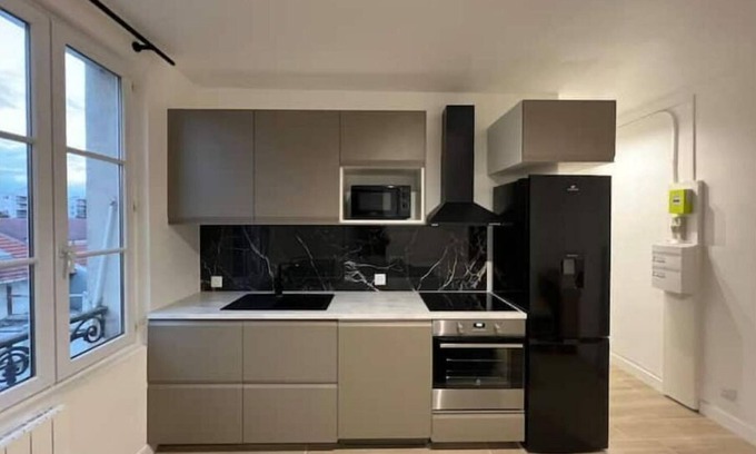 Aubervilliers Apartment | Appartement Contemporain et Lumineux