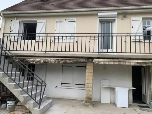 Pierrelaye Apartment | Appartement contemporain à Pierrelaye, 53 m², proche centre-ville