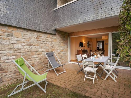 Carnac Apartment | Appartement cosy 2 pièces, 5 pers, à 250m plage, terrasse et jardin, garage inclus, Carnac - FR-1-477-94