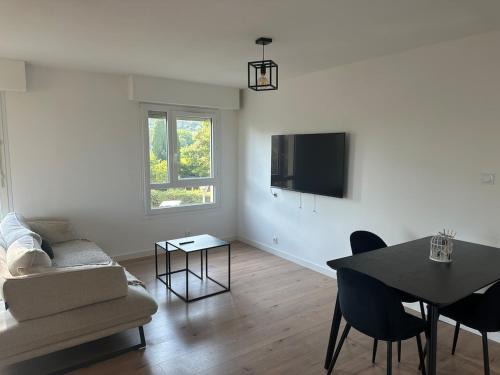 Les 3 Ponts Apartment | Appartement cosy proche centre ville de Nîmes