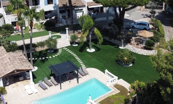 Cagnes-sur-Mer Apartment | Appartement Dans Villa, Calme, vue Panoramique mer