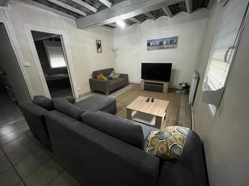 Valenciennes Apartment | Appartement de charme 40m2 proche Centre Hospitalier Valenciennes