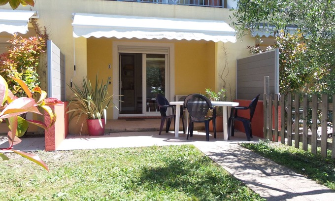 Cagnes-sur-Mer Apartment | Appartement Deux Pièces Dans Villa