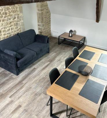 Trevieres Apartment | Appartement en duplex Trevieres 3 eme étage