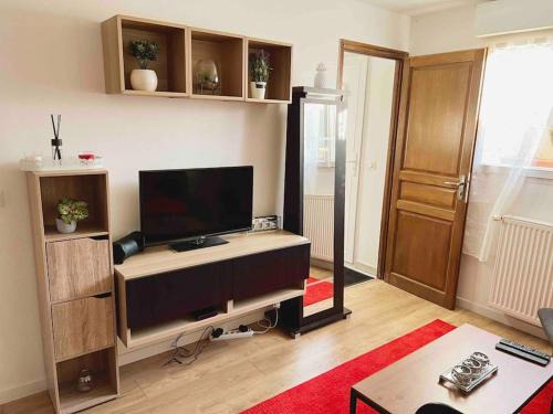 Vitry-sur-Seine Apartment | Appartement Ensoleillé à 15 minutes de Paris