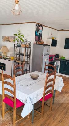 La Tour-Sur-Orb Apartment | Appartement Entier
