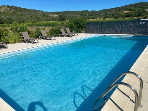 Peret Apartment | Appartement entre lac et mer avec piscine