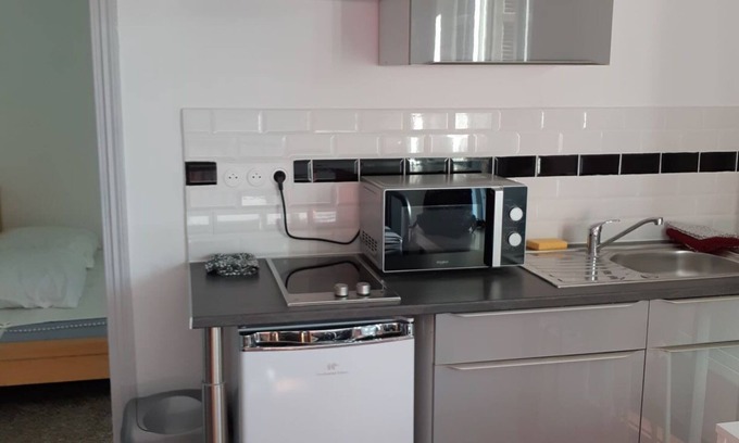 Riquier Apartment | Appartement Fonctionnel et Emplacement Stratégique