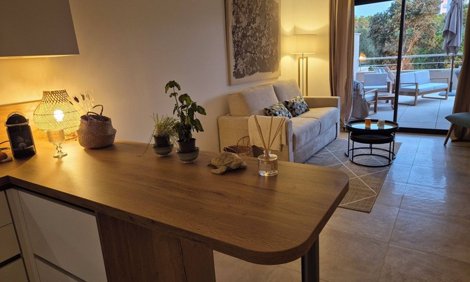 Albitreccia Apartment | Appartement Neuf Élégant à Agosta Plage - Votre Évasion Soleil et Mer