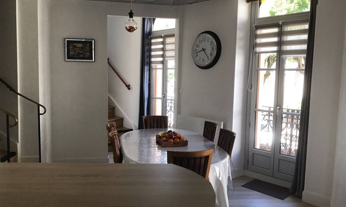 Bagneres-de-Luchon Apartment | Appartement Historique