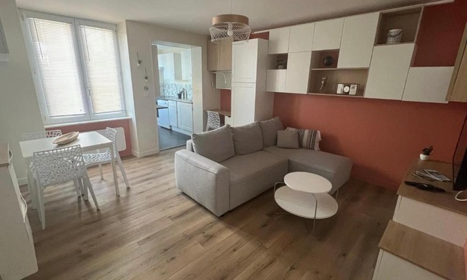 Cherbourg-en-Cotentin Apartment | Appartement cosy et raffiné