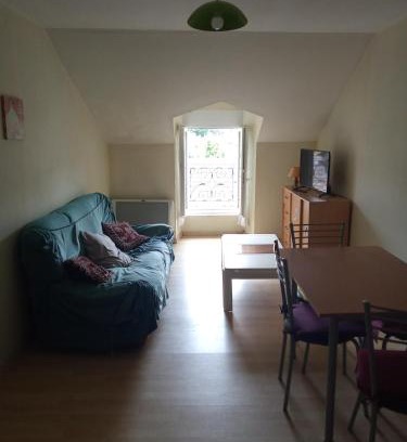 Laroquebrou Apartment | Appartement