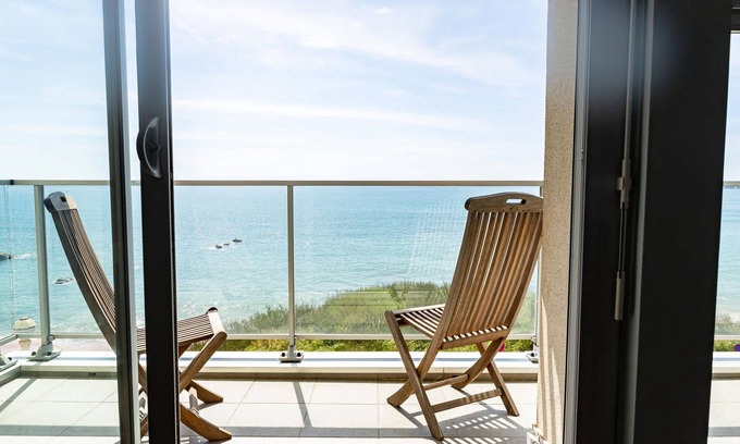 Les Sables d'Olonne Apartment | Appartement quartier des présidents, vue mer