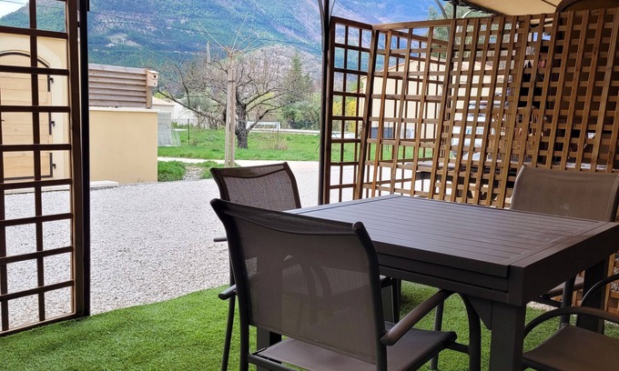 Reilhanette Apartment | Appartement 2 ou 3 personnes , Le Cafoutche INTIME