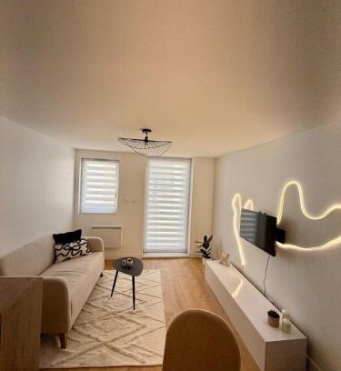 Saint-Pierre - Rene II - Bonsecours Apartment | Appartement
