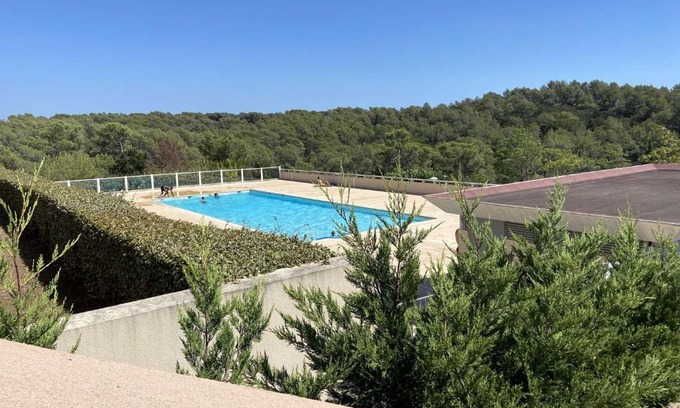 La Bouverie Apartment | Appartement 2P avec terrasse, piscine et parking privé - Proche plages du Var - FR-1-226A-138