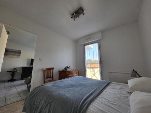 Saint-Brevin-l'Ocean Apartment | Appartement T2 avec balcon, à 100m de la plage et proche des commerces à Saint-Brevin-les-Pins - FR-1-364-93
