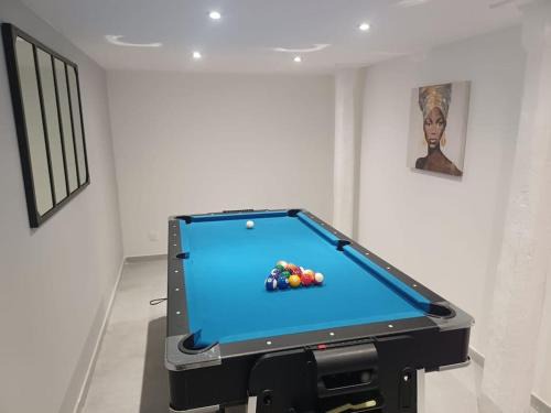 Voiron Apartment | Appartement Jacuzzi/billard