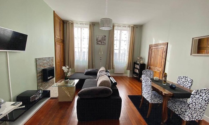 La Charite-sur-Loire Apartment | Appartement : Le petit paradis de la Loire