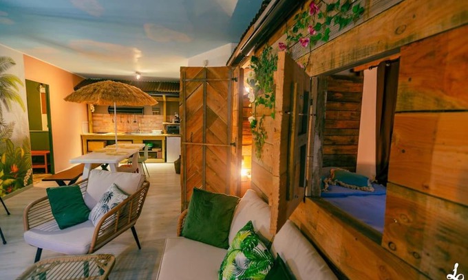 Old Town Apartment | Appartement la cabane du jardin (Troyes)