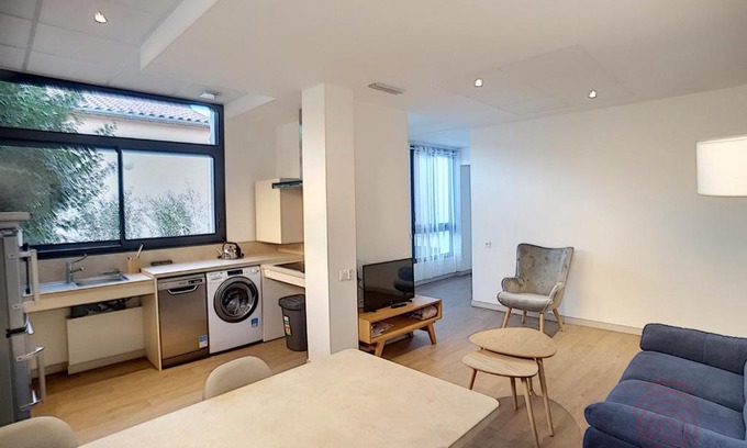 Lamalou-les-Bains Apartment | Appartement Lamalou-les-Bains, 3 pièces, 4 personnes - FR-1-451-7