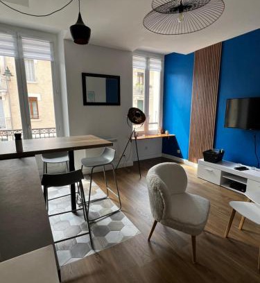 Aix-les-Bains Apartment | Appartement le flamboyant - WIFI - CENTRAL - COSY