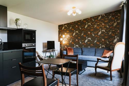 Mesnil-Val-Plage Apartment | Appartement les Glycines - Accès Piscine