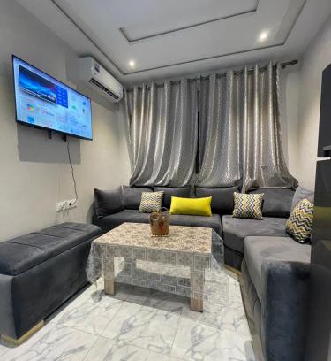 Saidia Apartment | Appartement lumineux clim et balcon vue sur montagne
