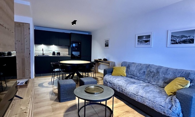 Montalbert Apartment | Appartement Neuf Dans le Centre du Village, Tout est Possible à Pied