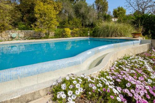 Chateauneuf-Grasse Apartment | Appartement Numéro 1 - piscine