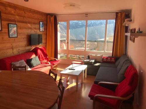 Orcieres-Merlette Apartment | Appartement pied des pistes avec balcon & vue 6 personnes