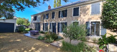 La Bohalle Apartment | Appartement Pierres de Loire- Linge inclus -1er étage