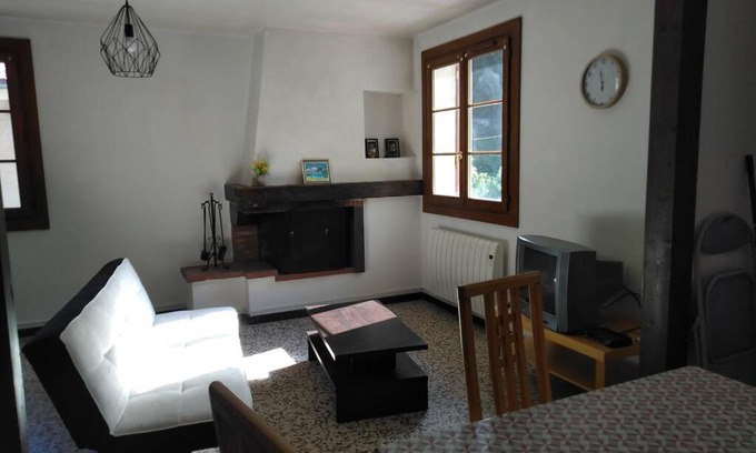 Saint-Dalmas-de-Tende Apartment | Appartement pour amoureux de la nature