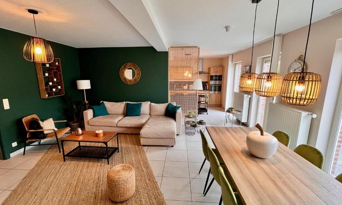 Maisieres Apartment | Appartement proche Pairi Daiza 6pers terrasse et jardin