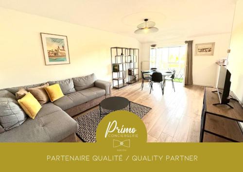 Tournus Apartment | Appartement Quai Saône - Balcon vue Saône