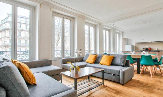 Gare Apartment | Appartement Quartier Le Marais 2 Free Netflix