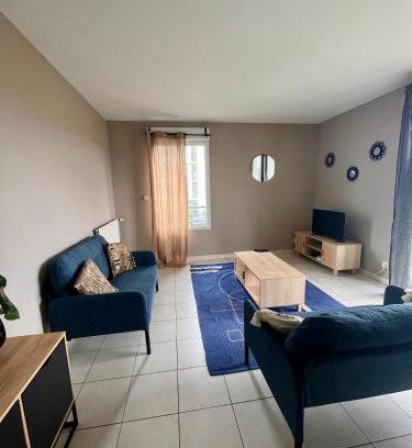 Cesson-Sevigne Apartment | Appartement rénové avec grande terrasse