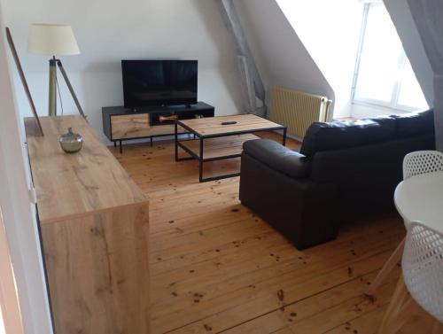 Tulle Apartment | Appartement renové 46m2 - Climatisé, Calme et proche commodités