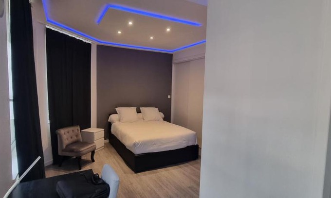 Gare-Jouvenet Apartment | Appartement RGB