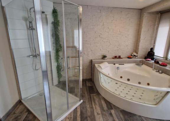Masevaux Apartment | Appartement Romantique