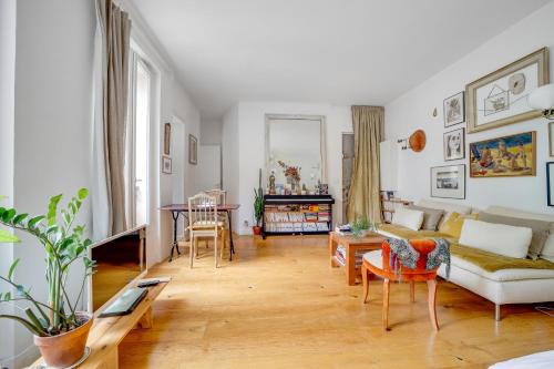 Saint-Ouen Apartment | Appartement Romantique à Saint-Ouen